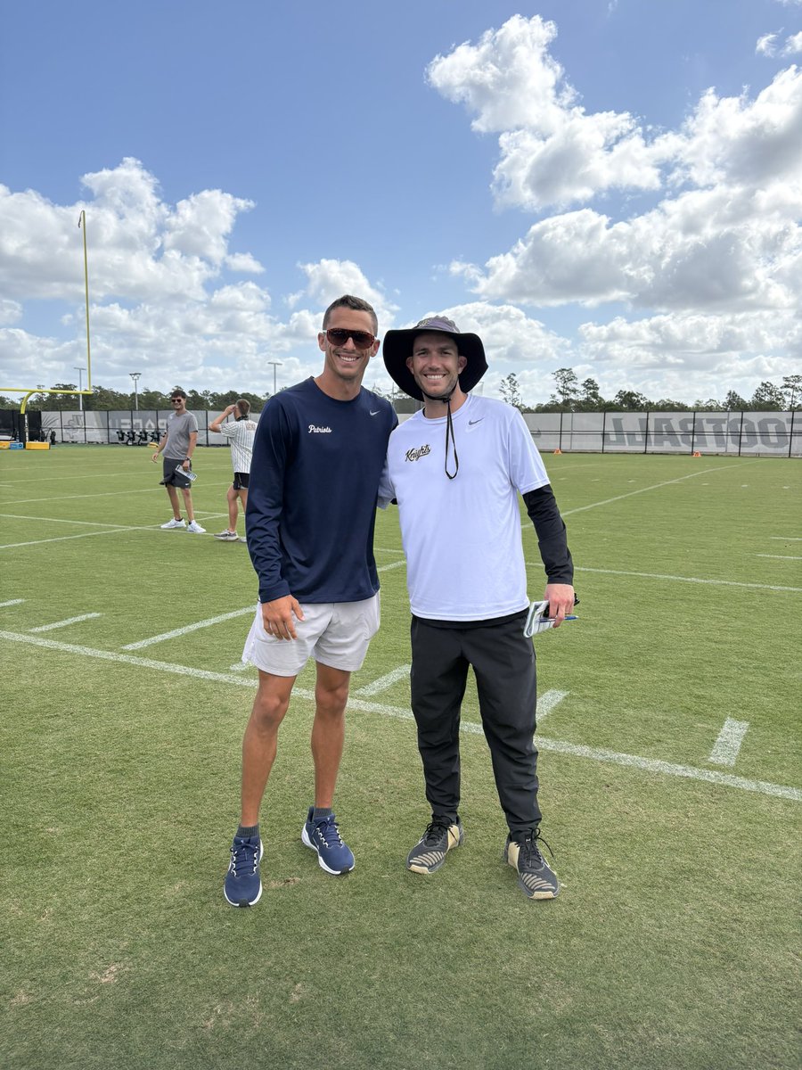 Garrett Kruczek (@coach_kruz) on Twitter photo Love seeing my guy <a href="/McKenzieMil10/">McKenzie Milton</a>
UCF’s Quarterbacks couldn’t be in better hands🤟🏼 <a href="/UCF_Football/">UCF Football</a> Love seeing my guy <a href="/McKenzieMil10/">McKenzie Milton</a>
UCF’s Quarterbacks couldn’t be in better hands🤟🏼 <a href="/UCF_Football/">UCF Football</a>