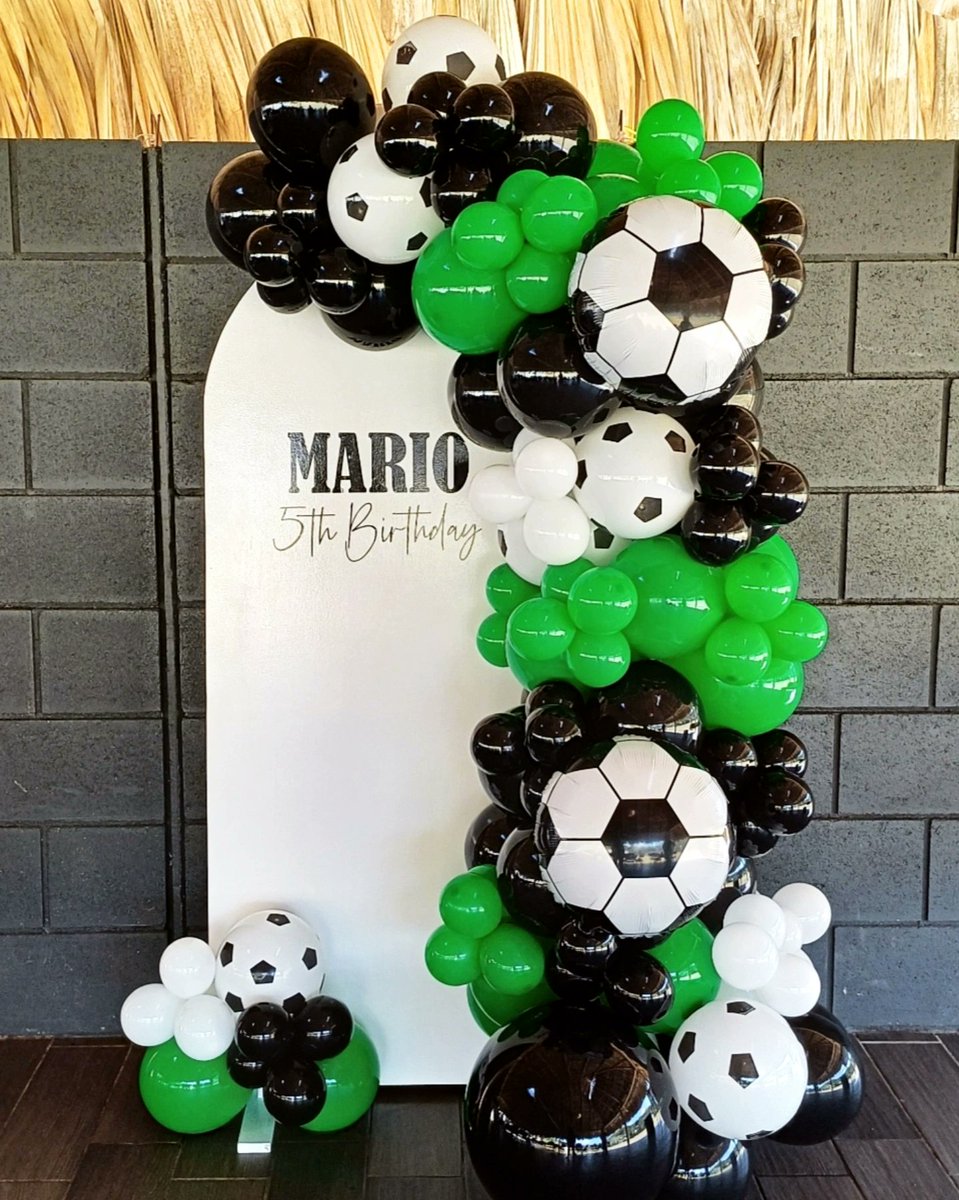 magic_hats_'s tweet photo. Temática: Fútbol ⚽️⚽️
Una combinación de colores que todos aman, junto a tu temática favorita en tu cumpleaños
#magichats #fútbol #partysupplies #fiesta #globos #elsalvador #balloons #piñata #celebrate #soccer https://t.co/0Wl0AHiYqL