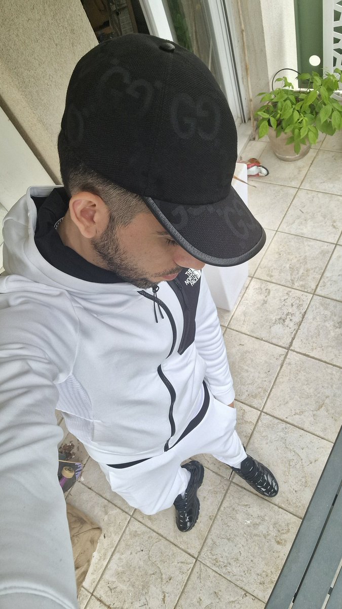 Rekskt 👟 💵 (@rekskt) on Twitter photo 