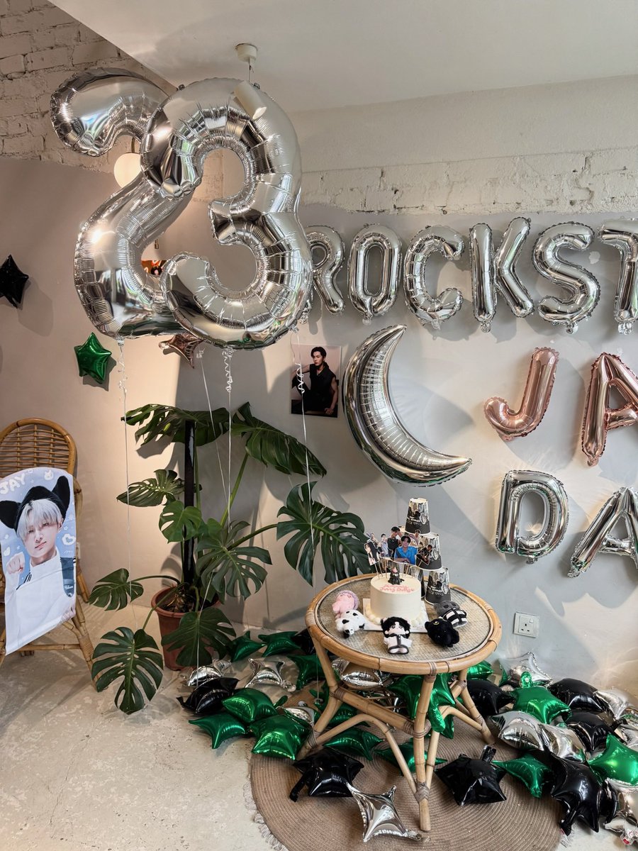 heescore's tweet photo. Thank you everyone who came to
#CheckYes_Jay ๐๐ค๐ค https://t.co/g0OdHKLk0I