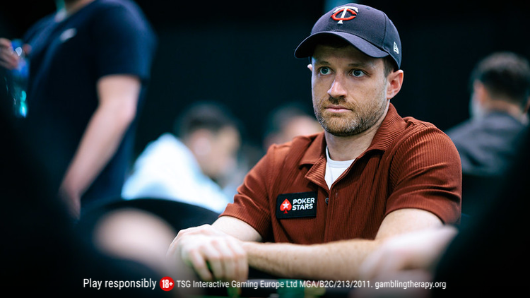 PokerStars Blog (@pokerstarsblog) on Twitter photo We talk to <a href="/SpencerOwen/">Spencer</a>, the founder of <a href="/hashtagutd/">Hashtag United</a>, as he plays both on and for new ground in the <a href="/Irish_PokerOpen/">Irish Open</a> -- a poker tournament with €600,000 for the winner.
👉psta.rs/42lNCks We talk to <a href="/SpencerOwen/">Spencer</a>, the founder of <a href="/hashtagutd/">Hashtag United</a>, as he plays both on and for new ground in the <a href="/Irish_PokerOpen/">Irish Open</a> -- a poker tournament with €600,000 for the winner.
👉psta.rs/42lNCks