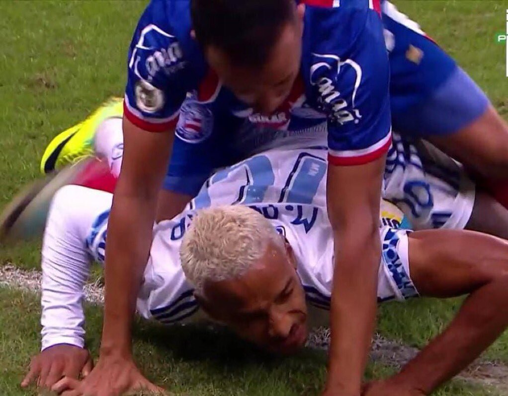 PES MIL GRAU tweet media