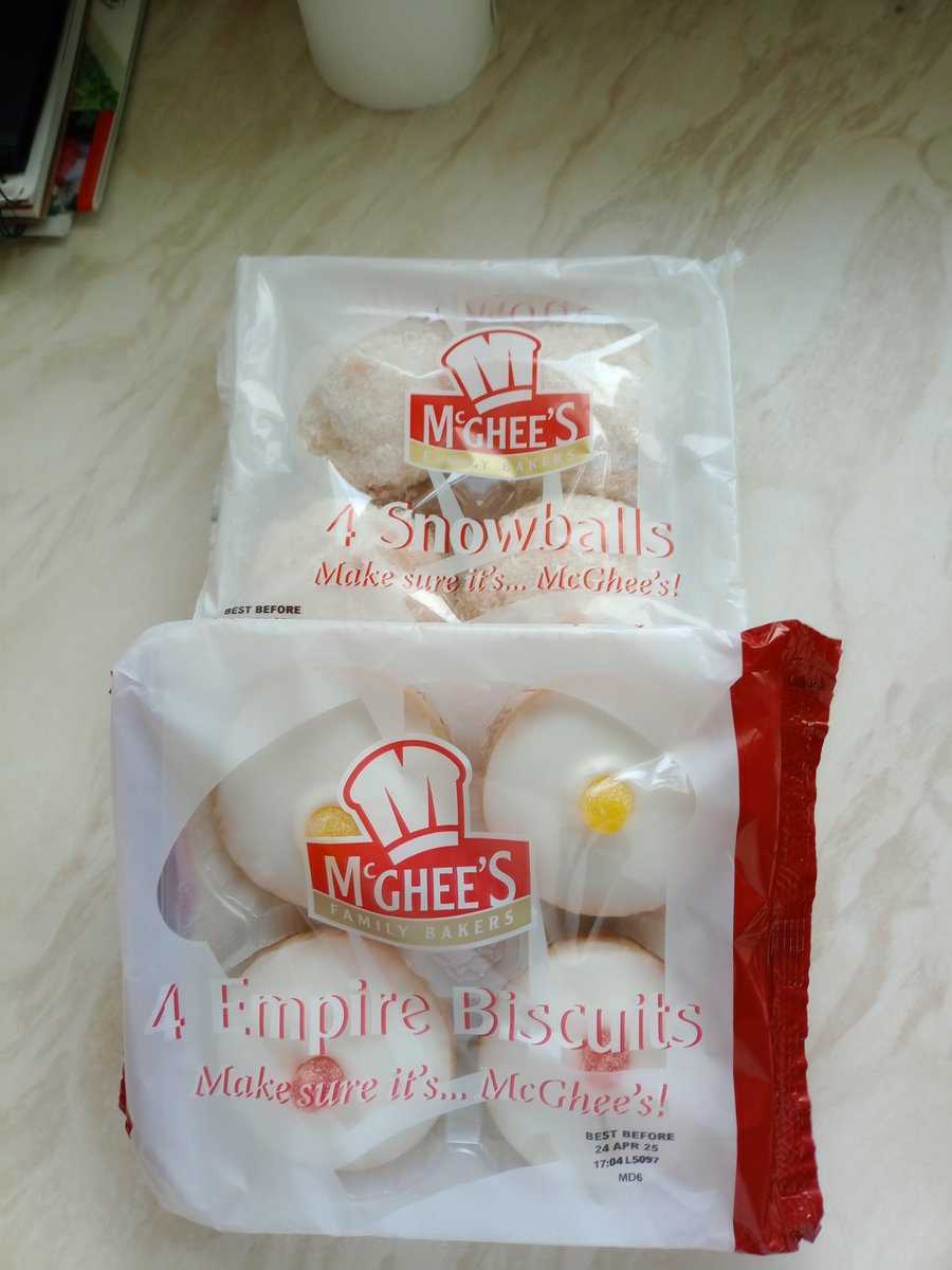 scuff7's tweet photo. The daughter and son in law have been on the West coast of Scotland the last week and has brought me a few supplies back...❤️❤️
#simplebuteffective https://t.co/fbv7rPTgYm