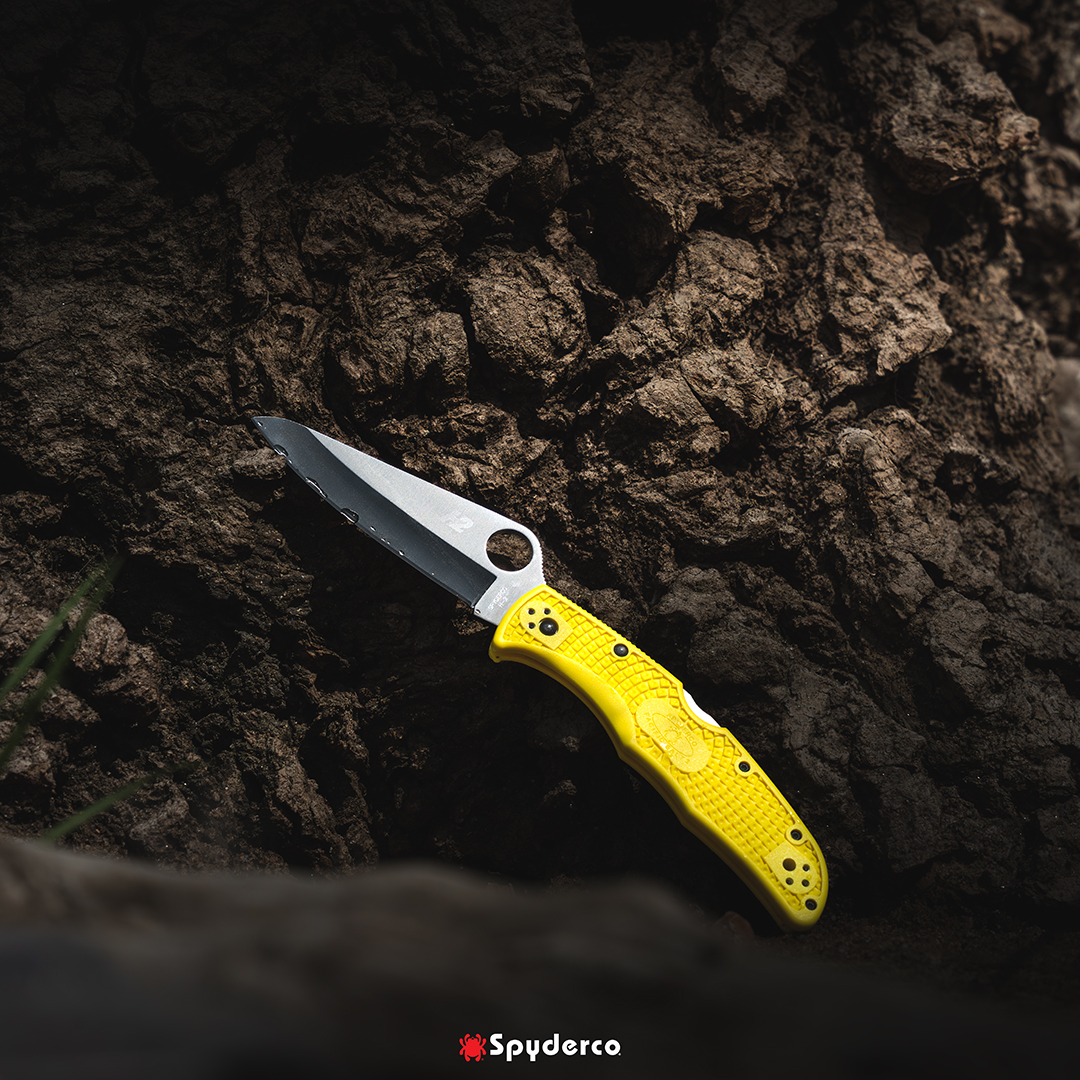 SpydercoKnives's tweet photo. From coastal ops to backcountry escapes, the Pacific Salt® 2 is made to thrive in the rough. Ultra corrosion-resistant H2 steel, reliable Bi-Directional Texture™ grips, and uncompromising performance. Where has the Spyderco Salt Series® taken you? #SaltySaturday #Spyderco https://t.co/wWyqTznFiP