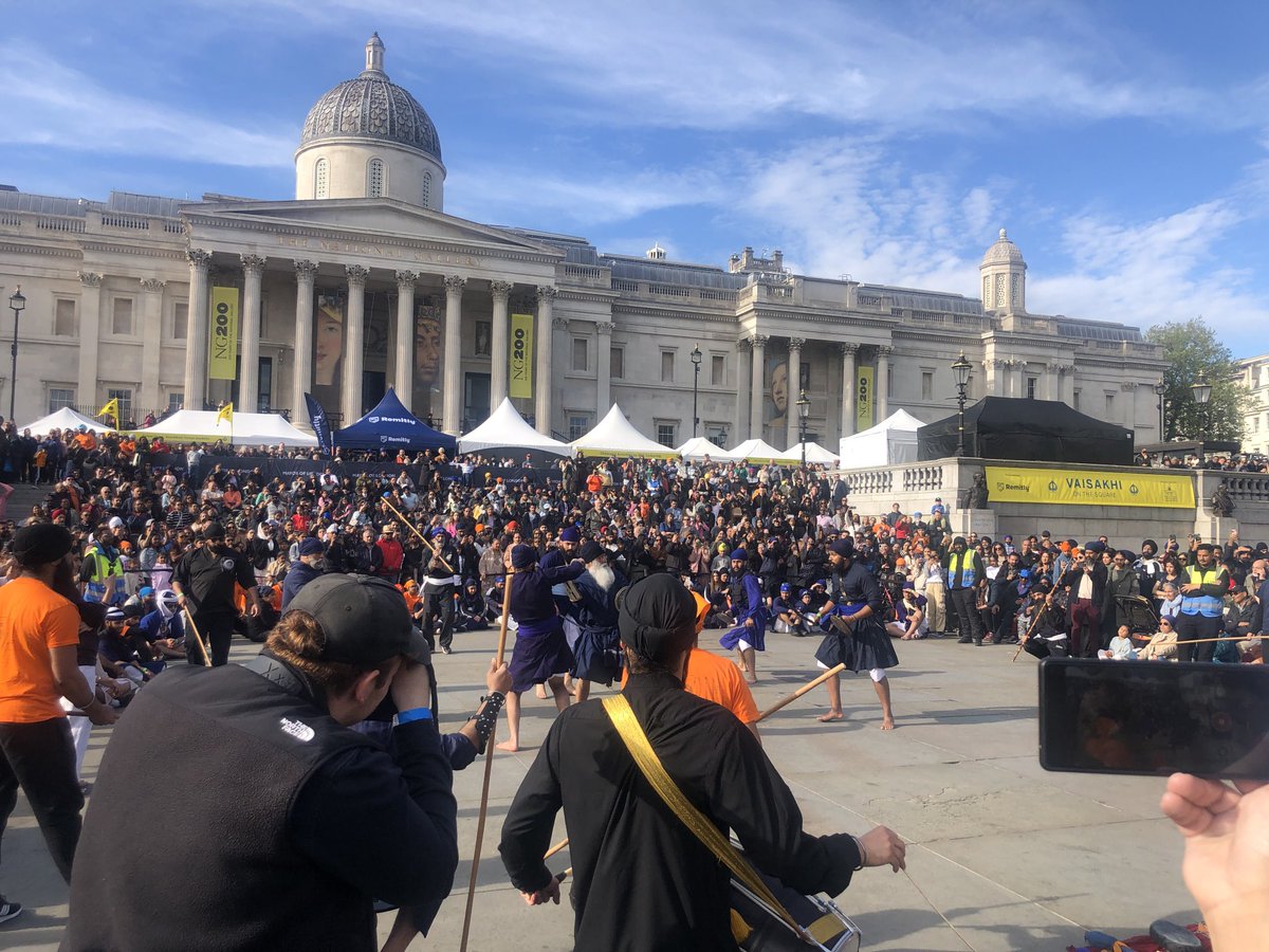 Beautiful celebration of Vaisakhi, Sikh culture &amp; the rich diversity of cultures that exist today in Trafalgar Square. Great example of effort to promote inclusion &amp; help tackle inequalities #LondonForEveryone