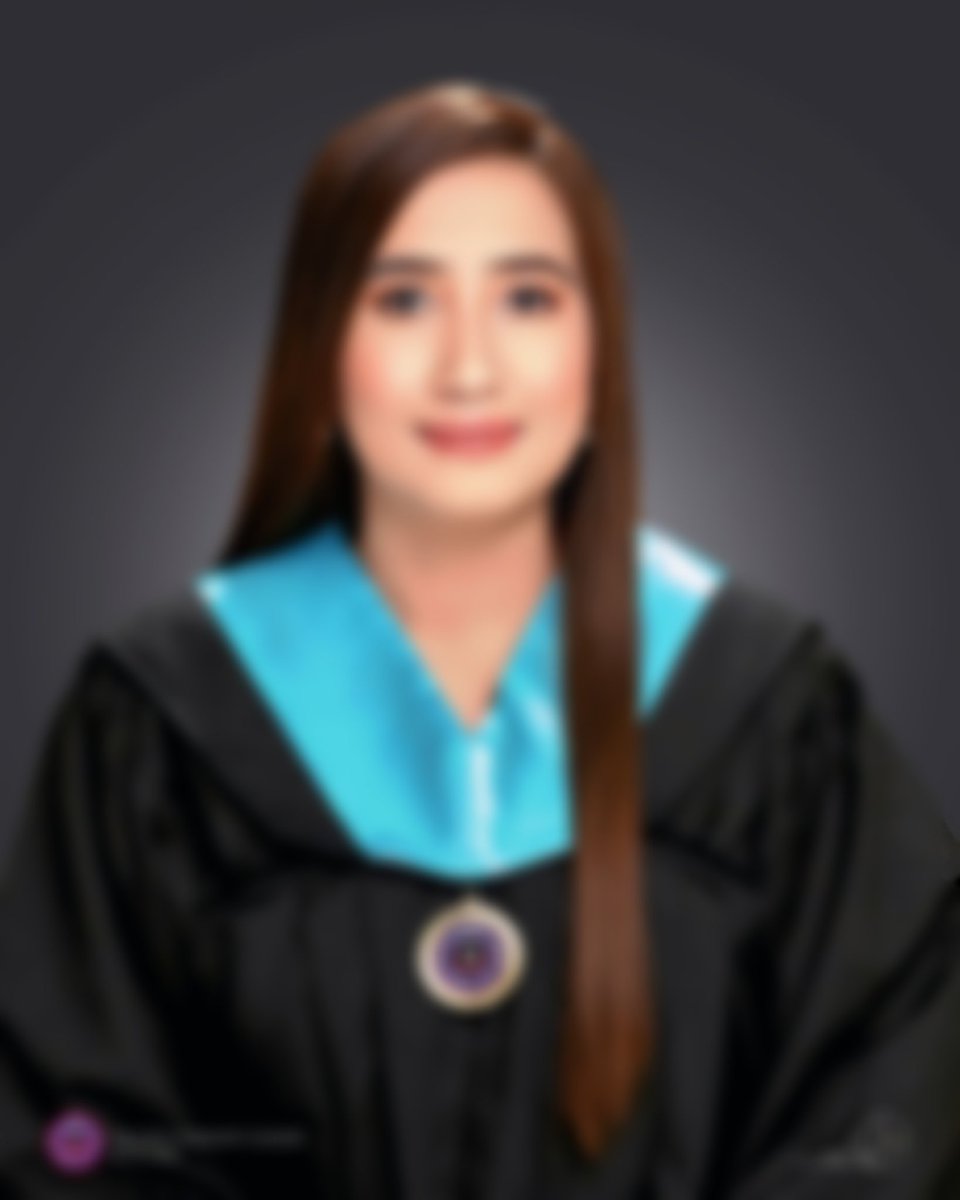 sharybarnido's tweet photo. If life’s a blur, at least I’m moving forward. 🎓😁 #gradwaiting🎓 https://t.co/JNNPGBc9Yy