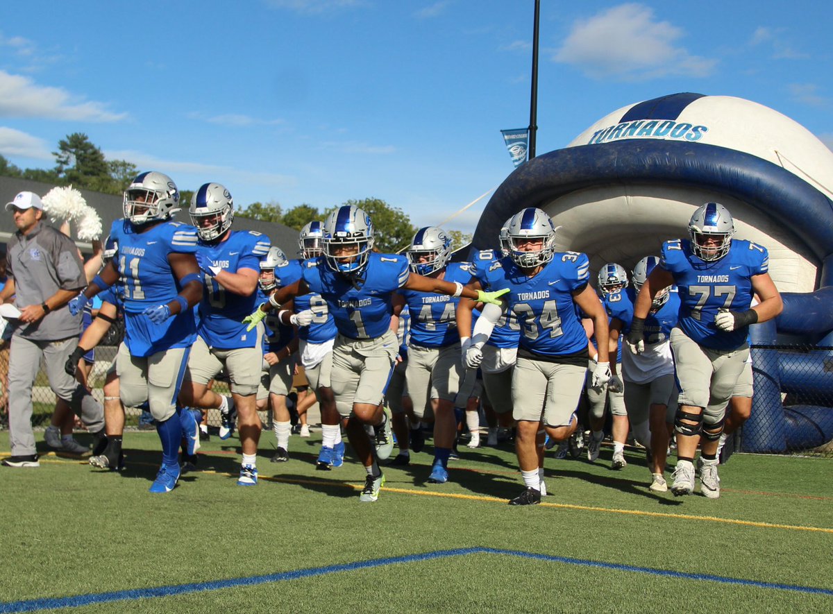 TremonteBarnett's tweet photo. Blessed to receive my first offer from Brevard College!🙏🏽 @Coach_Ice73 @SrTremaine @Coach_Helmerich @hopo125 https://t.co/XSa5S2RsUG