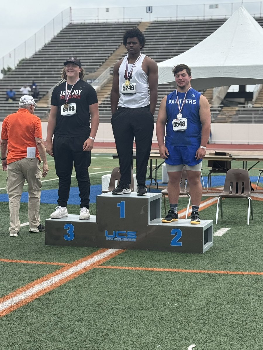 Competed at the Regional Championships yesterday. Huge congratulations to ‘25 Kyen Purser on punching 2 tickets to state with 2nd place in the shot put and discus!