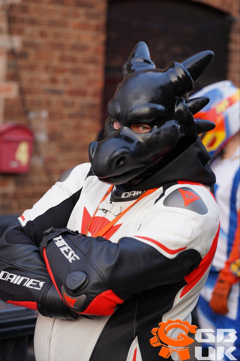 RahkShi Stelan // LatexDragon (@latexdragon) on Twitter photo Eyeing up my next plaything… could be you it seems 😘
Lovely photo from the wonderful team of <a href="/GearBlastUK/">🌈GearBlastUK🏳️🌈</a> ❤️ Eyeing up my next plaything… could be you it seems 😘
Lovely photo from the wonderful team of <a href="/GearBlastUK/">🌈GearBlastUK🏳️🌈</a> ❤️
