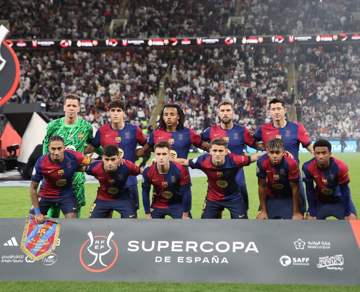 _BeFootball's tweet photo. ILS ONT REFAIT UNE BENFICA 😱😱😱

CE BARÇA REVIENT ENCORE DES MORTS

CE BARÇA A DU CARACTÈRE 

CE BARÇA SAIT SOUFFRIR

CE BARÇA EST LA MEILLEURE ÉQUIPE DU MONDE https://t.co/yVVxY80nfH