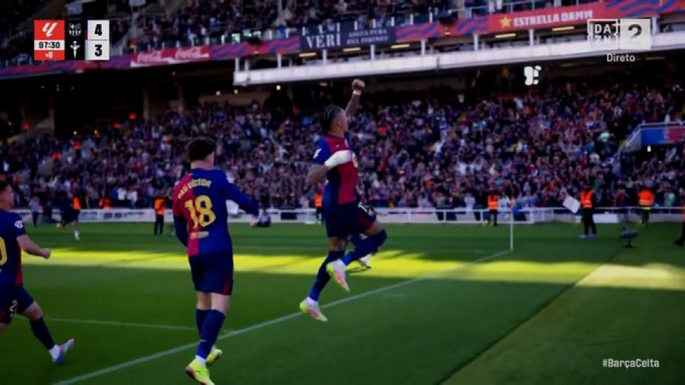 CuriosidadesEU's tweet image. Raphinha é o primeiro jogador brasileiro a participar de 50+ gols em uma temporada europeia desde Neymar na temporada 2015-16. 🇧🇷🔥