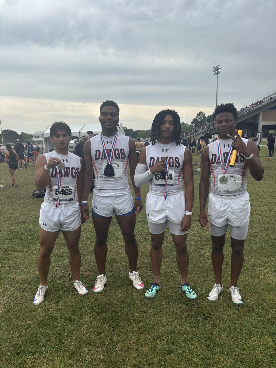 Coach Crosby (@mcrosbymelvin) on Twitter photo Let me introduce you to your State Bound 4x1 finishing in 2nd place at the Region 2-5A Track and field championship! Brandon DeVun, <a href="/d1christopher_/">Christopher Smallwood</a> <a href="/EmanuelCrosby1/">Emanuel Crosby</a> and <a href="/DkTyler_25/">Dakalon Tyler</a> Who wouldn’t want to be a Bulldog?! Let me introduce you to your State Bound 4x1 finishing in 2nd place at the Region 2-5A Track and field championship! Brandon DeVun, <a href="/d1christopher_/">Christopher Smallwood</a> <a href="/EmanuelCrosby1/">Emanuel Crosby</a> and <a href="/DkTyler_25/">Dakalon Tyler</a> Who wouldn’t want to be a Bulldog?!