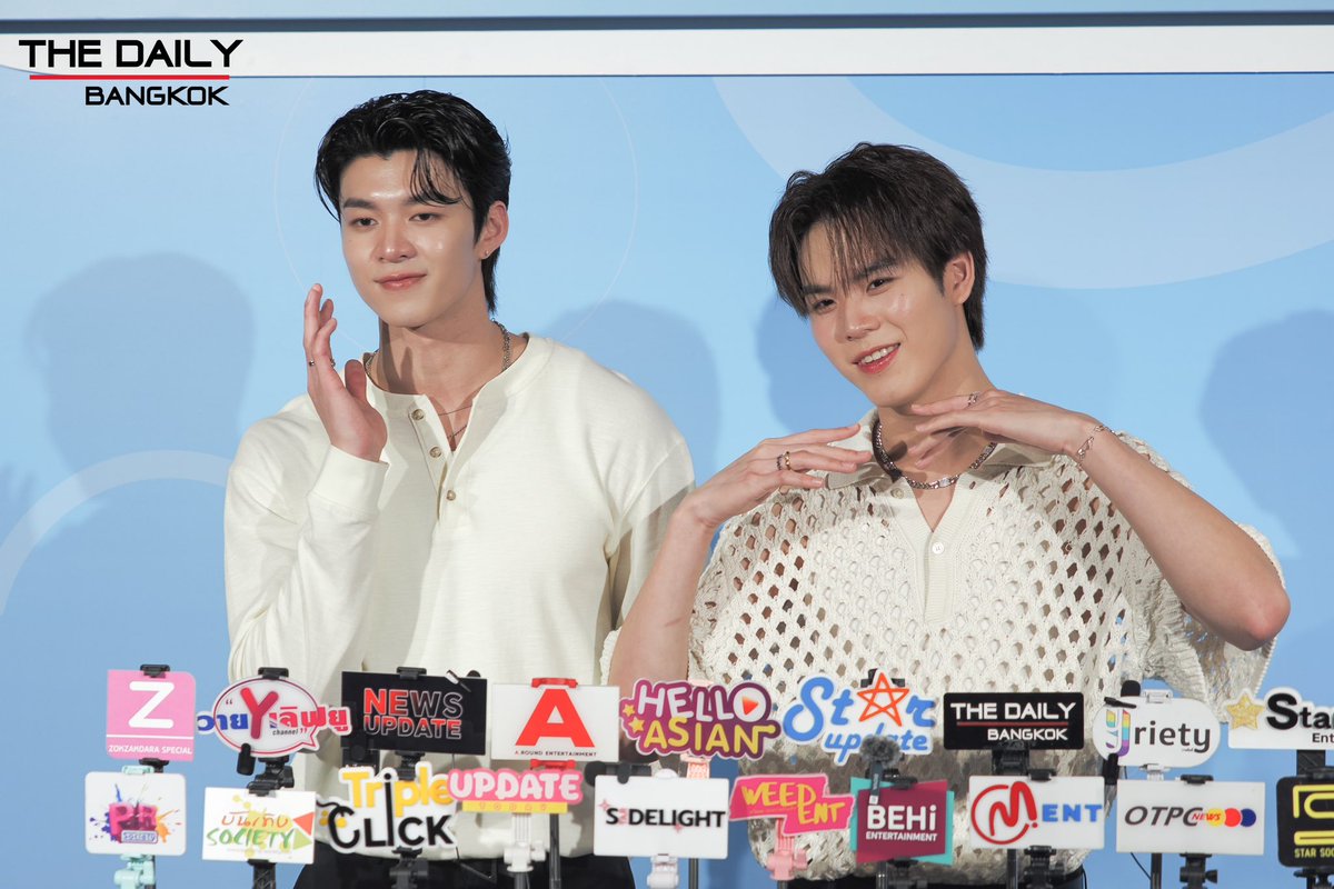 thedailybkk's tweet photo. สองหนุ่ม #มีนปิง ช่วงให้สัมภาษณ์สื่อในงาน It’S SKIN “Beauty for all with Meen-Ping”
#ITSSKINxEVEANDBOY #ITSSKINxMeenPing
#MeenPing
#meennicha8 #Pingkrittanun
#ITSSKIN #ITSSKINThailand #BeautyForAll #Power10Effectors #eveandboy #ebitsskin https://t.co/3dHY2JsirM