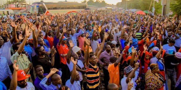 Sativa255's tweet image. Picha za UKONGA zinawaumiza sana WAKOLONI WEUSI.

Naomba ZISAMBAE NCHI NZIMA.🔥🔥🔥

REPOST 200🔥🔥🔥🚨🚨🚨