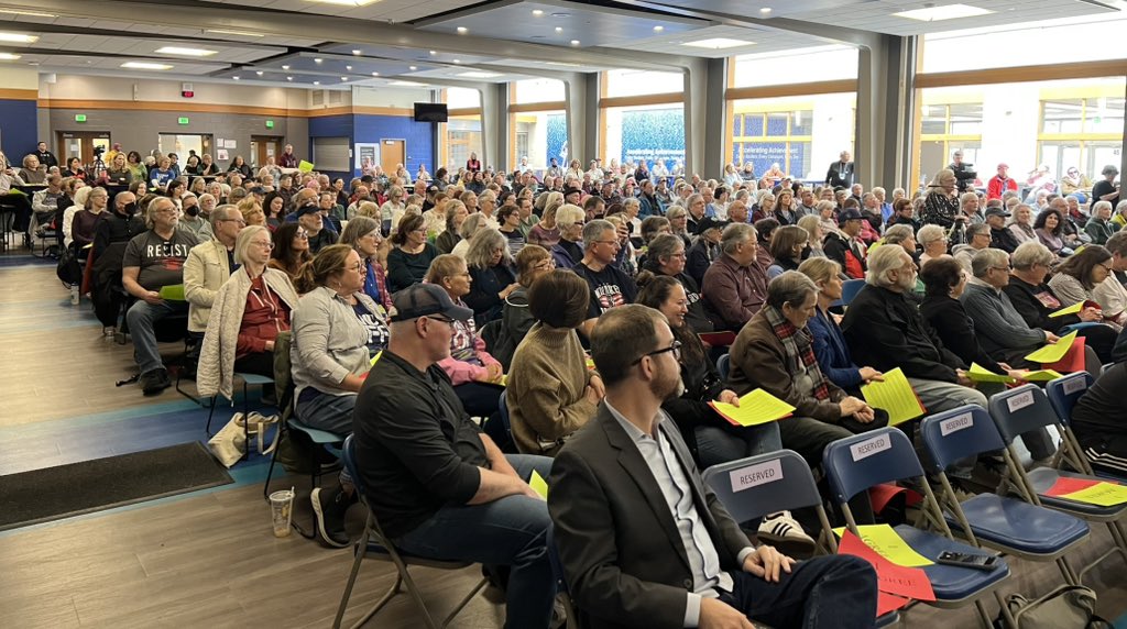 This is what democracy WOULD look like if <a href="/SenRonJohnson/">Senator Ron Johnson</a> would show up and answer to his constituents.