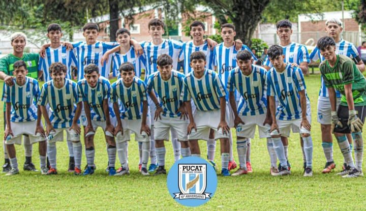 PUCAT15's tweet photo. #InferioresLTF⚽✨/ #AtleticoAzul

#Resultados vs #AteneoAlderetes

▲ Ganó 5 a 0 de local

⚽Vizcarra

⚽⚽⚽García

⚽Moya

📸@matorti_85 &amp; @santuchocesar

#ArribaLosCorazones 🩵 https://t.co/1tiD8jZXrr