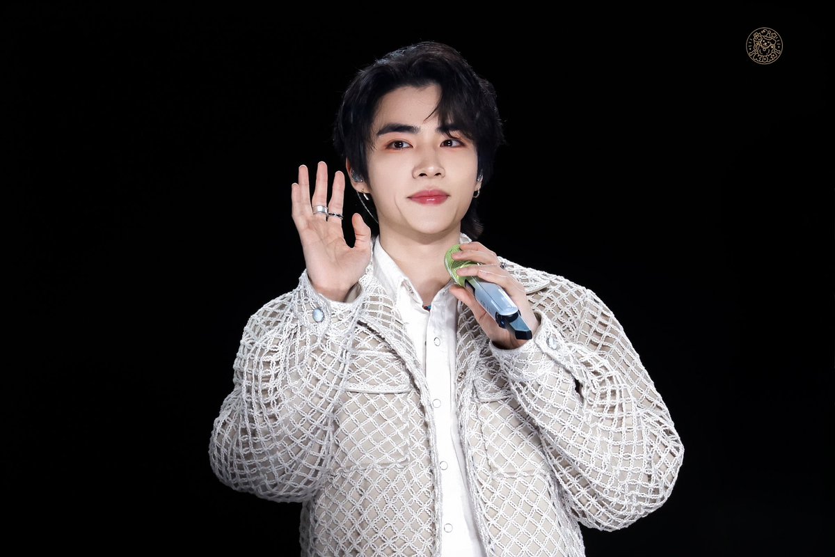 Jsababy's tweet image. 20250419

龙乐无界超级城市音乐节
hiii^^

#肖俊 #XIAOJUN #샤오쥔
#WayV #威神V  #シャオジュン