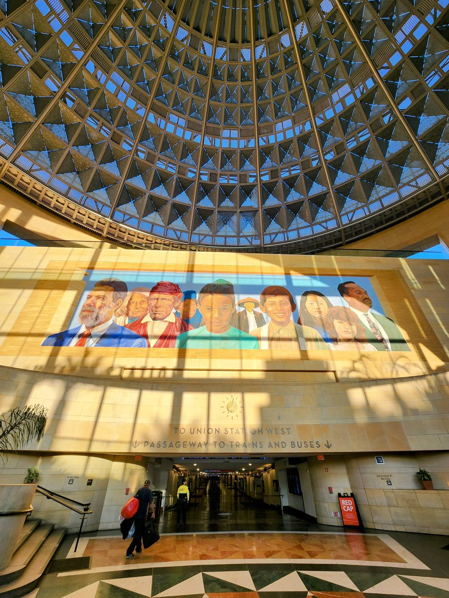 More people in this city should take the train