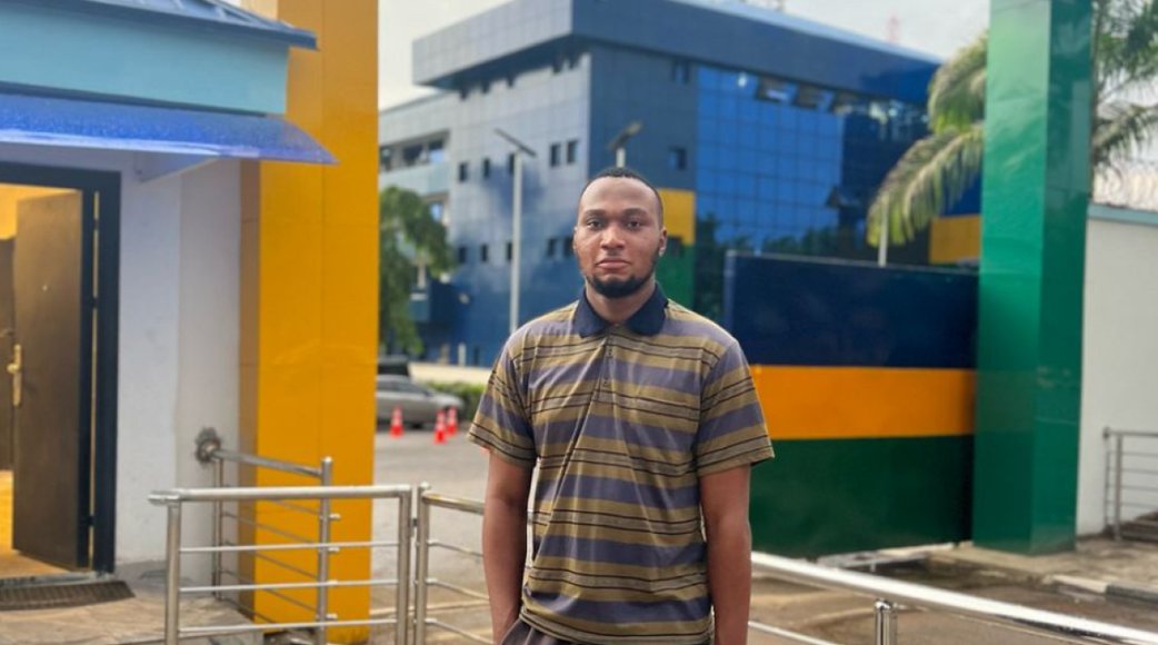 Young man arrested after allegedly breaking up with top police officer’s daughter bit.ly/42ItsA4