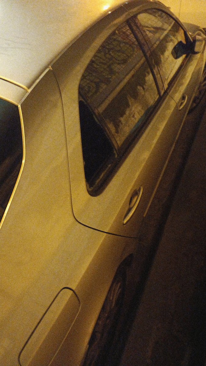 zKR88_'s tweet photo. @Totbadalona Ami en el lateral d la autopista, en la plaza badalona https://t.co/HCJ8StpA3V