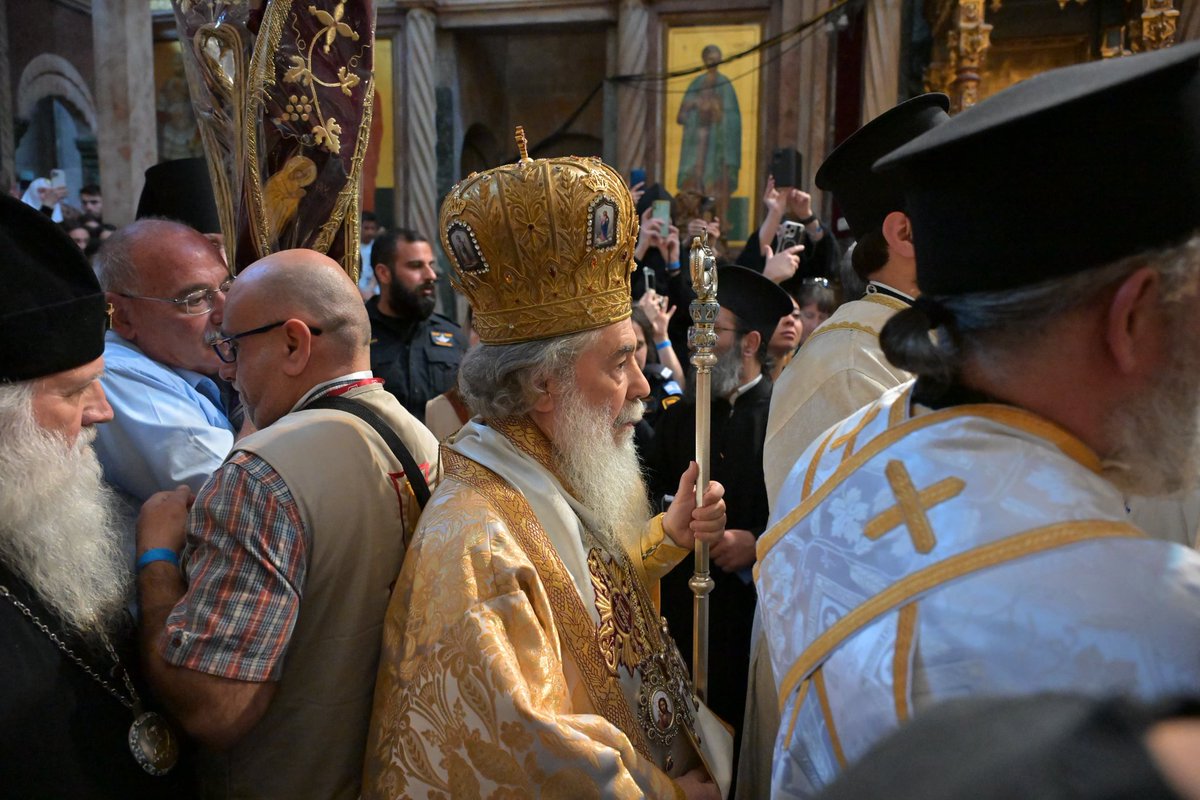 IsraelinPanama's tweet image. Cristianos celebran la centenaria ceremonia del Fuego Santo en la Iglesia del Santo Sepulcro de Jerusalén.
Israel es coexistencia.