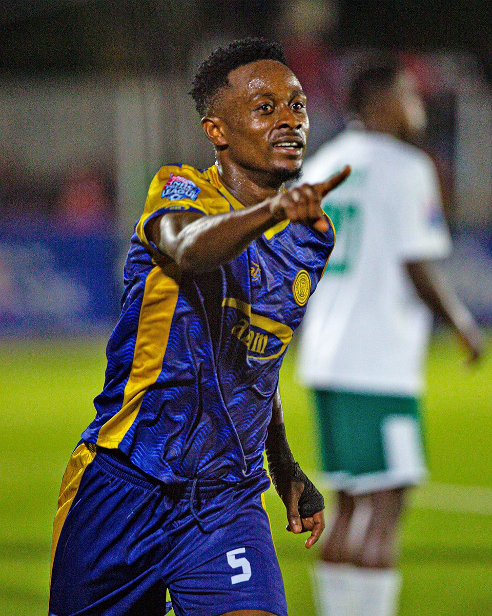 azamfc's tweet photo. LUSAJOOO! ⚽️

42' Kagera Sugar 1-1 Azam FC 

#nbcpl #weareazamfc #timuborabidhaabora https://t.co/1SKfL2nFep