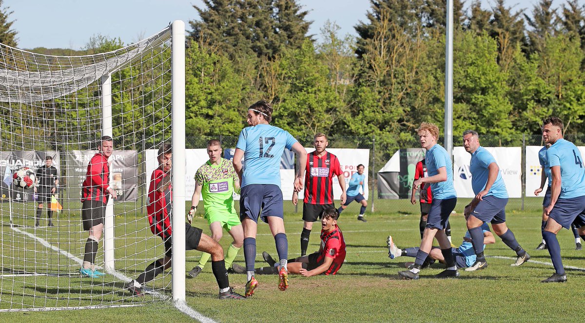 NickyHayesPhotos tweet media