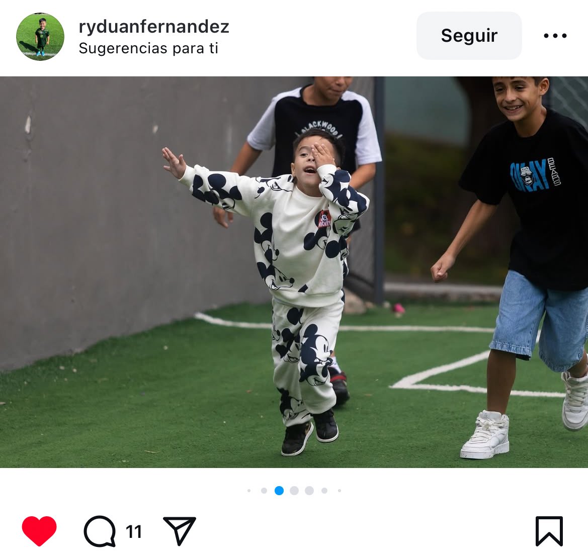 el tipazo festeja los goles igual que el padre 🥹🍇