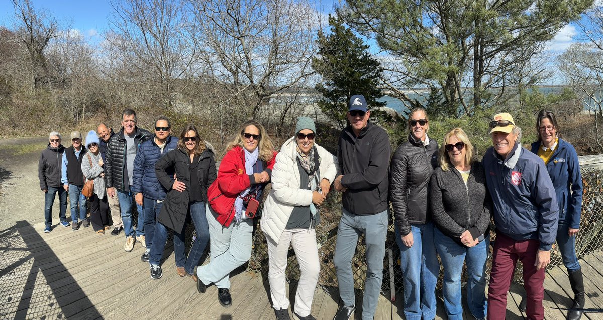 ScottRuddle1's tweet photo. Had a great time at the #USLA Spring Director’s Education Conference. Great to hear talks, catch up with friends, make new contacts, and enjoy Beverages and Beaches with Bruce and his wife as local tour guides. https://t.co/USNMqLqMo2