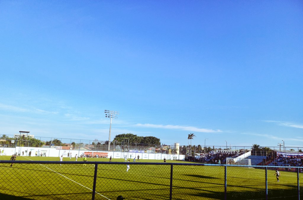 andrevrcardoso's tweet photo. Bem amigos, a @_SerieD_BR começou!

Dia de @maricafcoficial vs @riobrancoes no Estádio Municipal João Saldanha aqui em Maricá. https://t.co/bF02aVs4s3