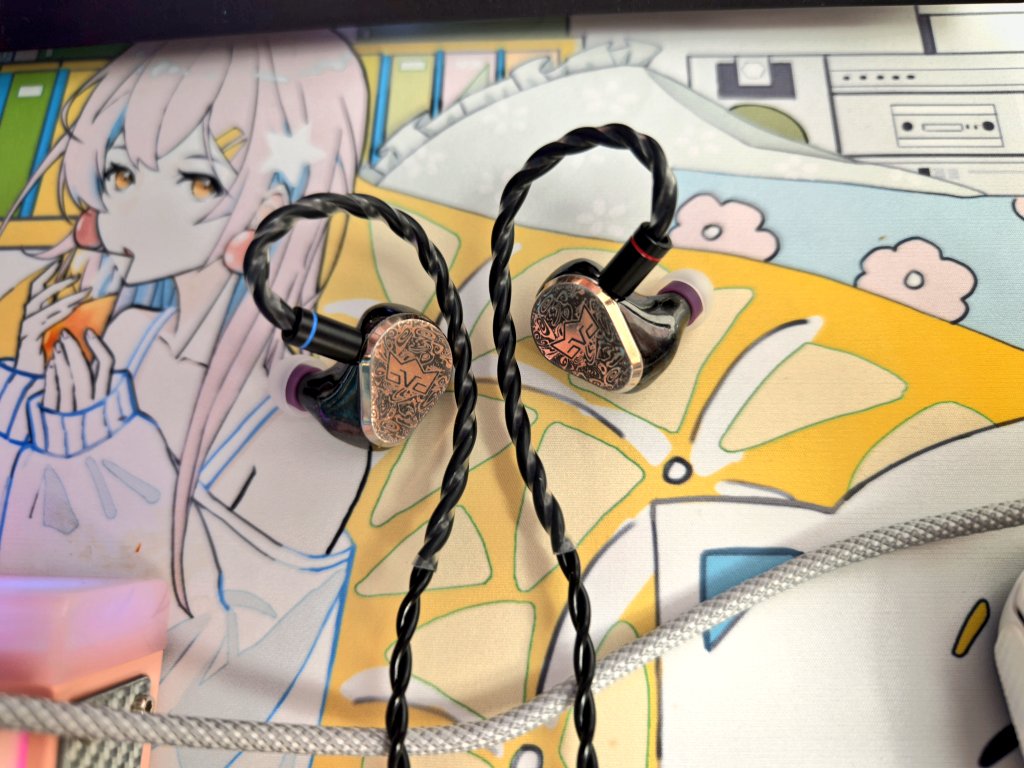 amesou0621's tweet photo. Ve13 黑魔王
多くの人がこのイヤホンの2番目のサウンドモードが最高だと言っていますが、個人的にはモード4が一番だと思います。低音がちょうど良く、モード2のようにゴリゴリうるさくならないからです。 https://t.co/LePnuR5CdA