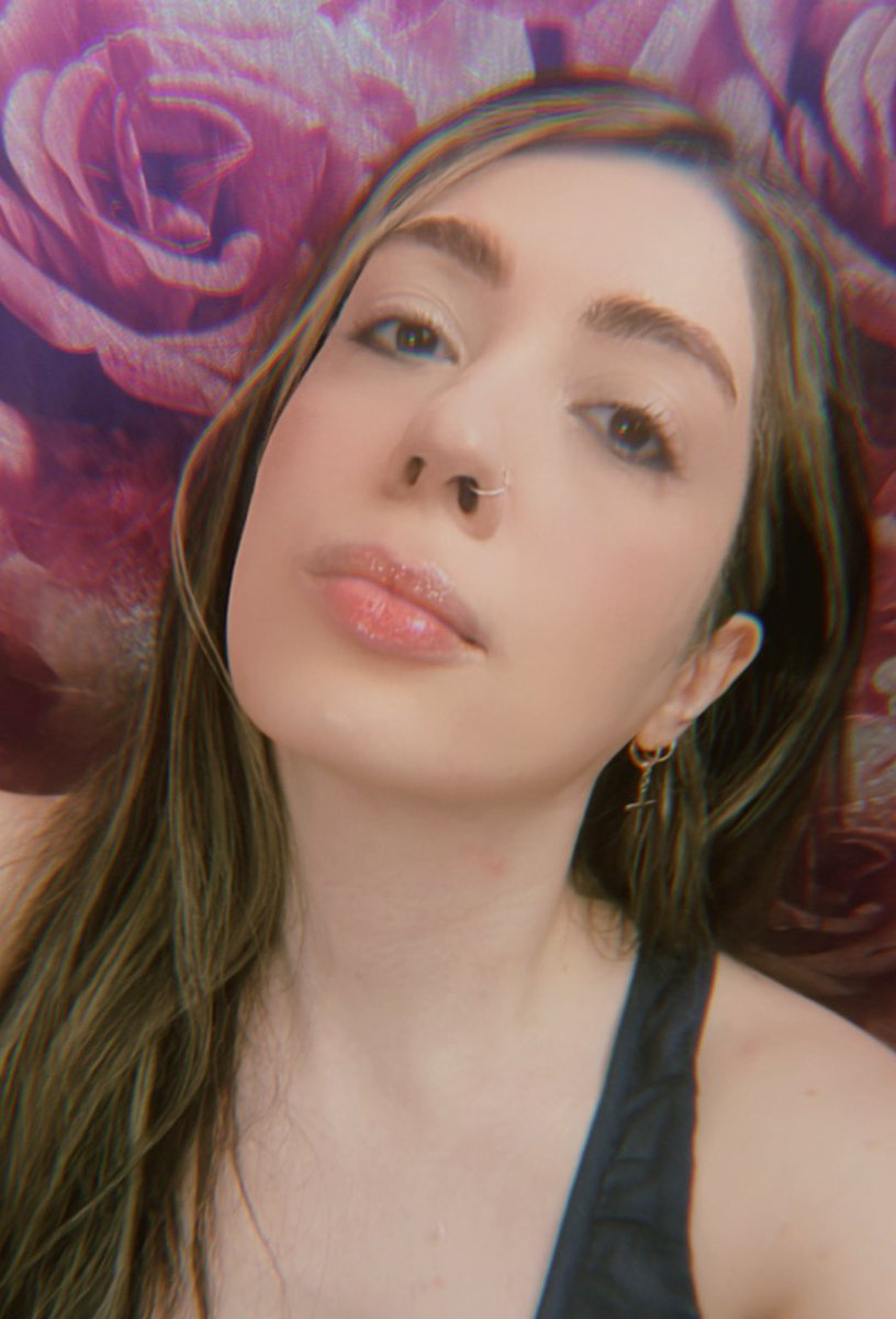 Even if one person likes a painting by a vegan artist girl, that's enough for me 🧝🏻‍♀️🌿🌈🪽

#GoVegan