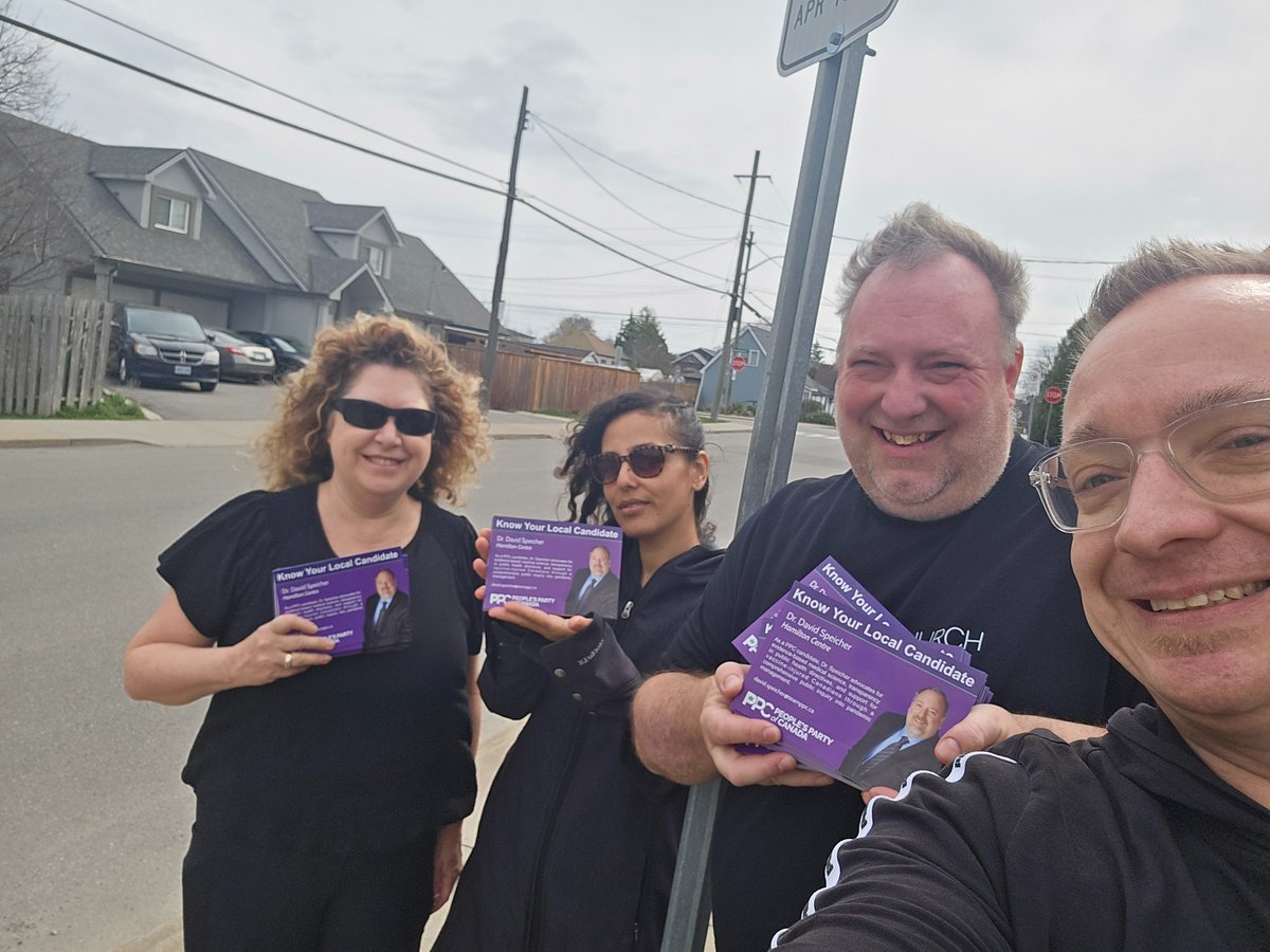 HamCenPPC's tweet photo. #TeamPPC out and about in the Rosedale area dropping flyers!
#ABG
#Hamont https://t.co/GsONihnLPJ