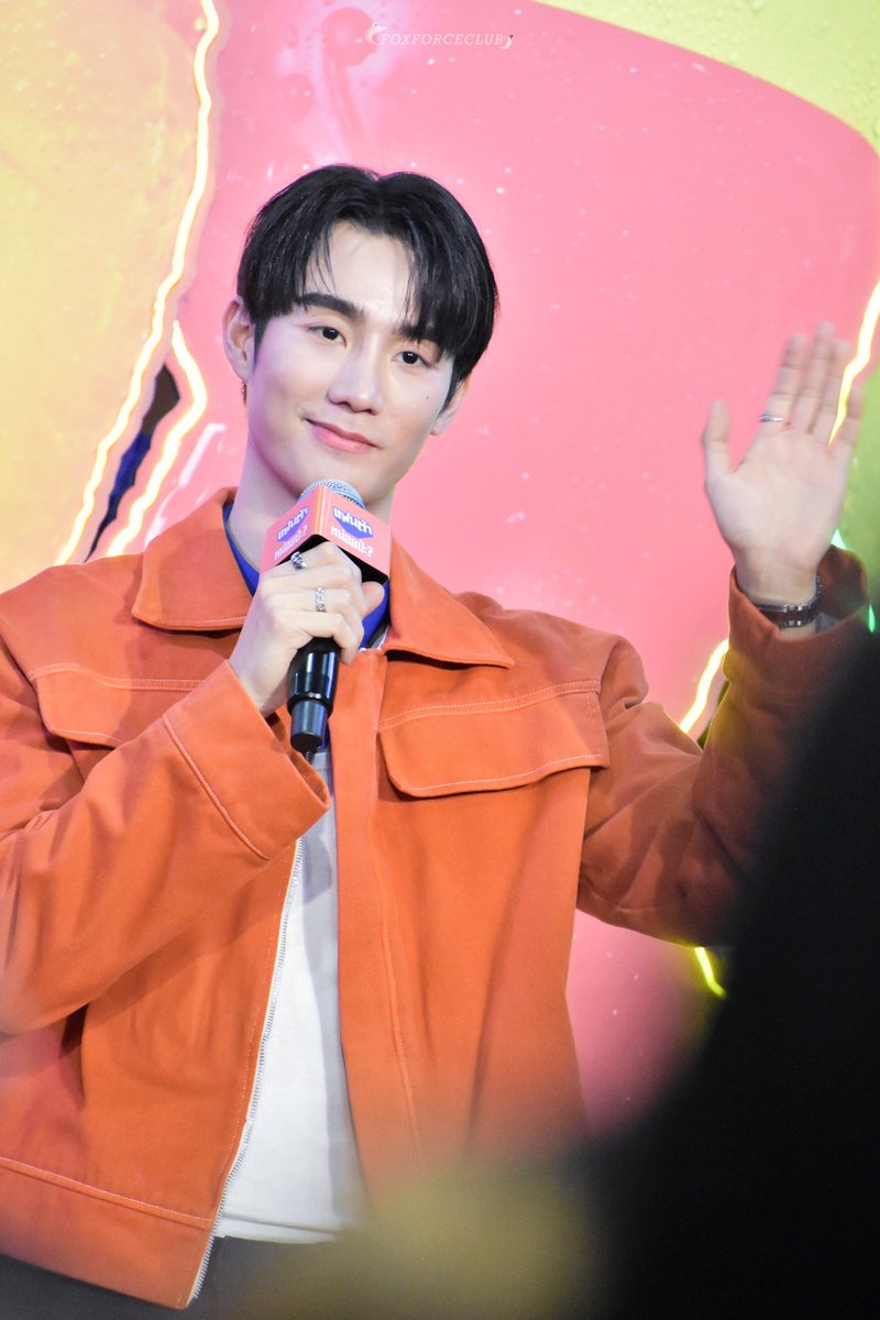 forceofficial_'s tweet image. (🦊🧡) FORCE SO FUN WITH FANTA
#FORCExแฟนต้าหน่อยป่ะ? 
#fforce_ #FOLARIS 

จบไปแล้วกับงาน สนุกสุดฟินกับ &quot;แฟนต้า&quot; หน่อยป่ะ? ของคุณฟอส @fforcejs ขอขอบคุณทางแฟนต้า @FantaThailand ที่ให้โอกาสคุณฟอสได้มาร่วมกิจกรรมสนุกสุดฟินกับแฟนคลับ พร้อมกับรับความซ่ากับเครื่องดื่มแฟนต้า…