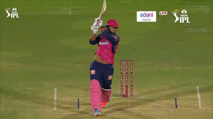 Rakesh06_11's tweet photo. Well Done vaibhav suryavanshi #vaibhavsuryavanshi  #RRVSLSG #IPL2025 https://t.co/UgpBranH2H
