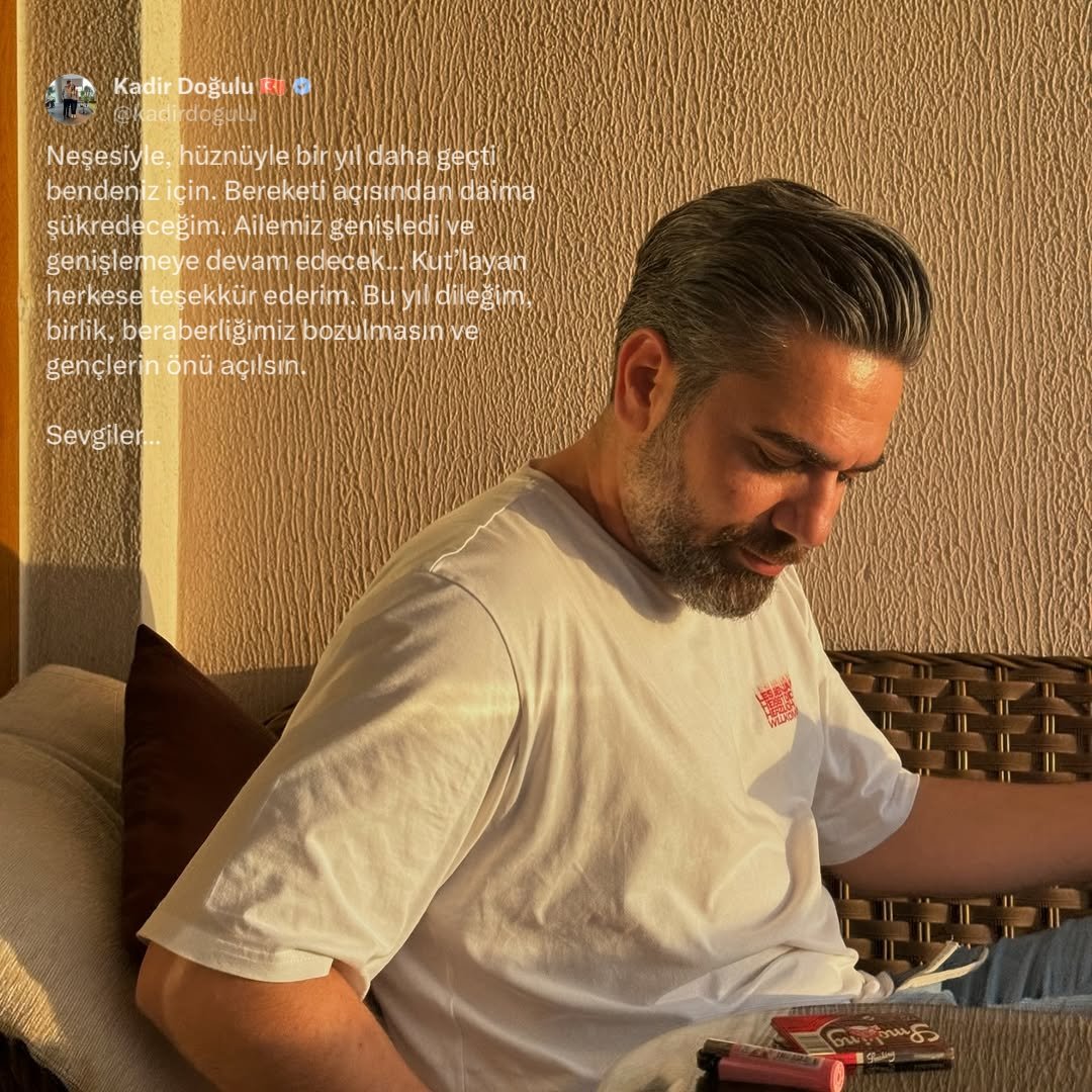 Neslimbenim's tweet photo. Kadir de iyi ki doğdum diyor♥️🌿
#kadirdogulu #neslihanatagul https://t.co/e7jTeOH1hd