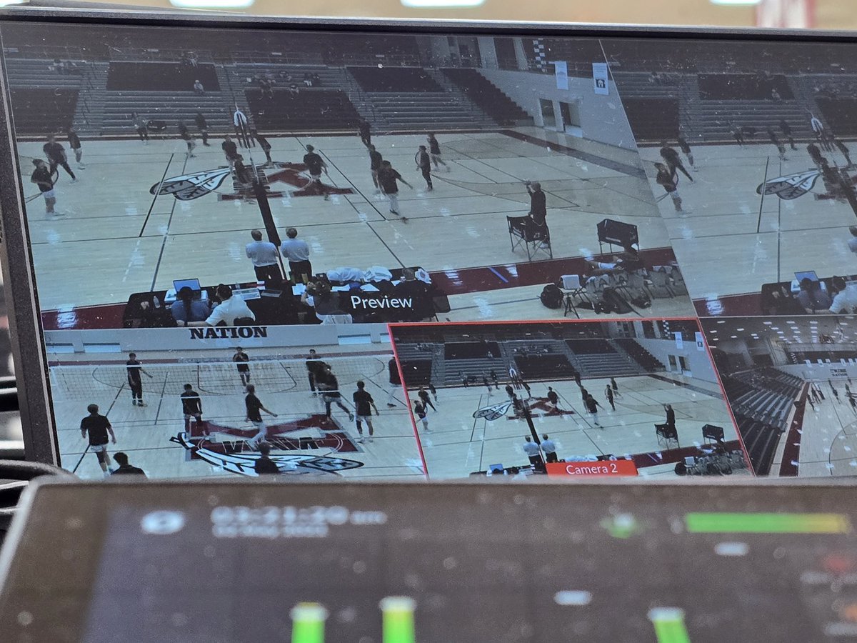 schrayguy's tweet photo. We crown a champion today in Appalachia. Tune in and join us live right now. 

🏐 St. Thomas Bobcats 
🆚 Webber Warriors  
🏆 AAC Championship
📍 Kingsport, TN 
⏰️ 1:00pm (ET) 
🗞 https://t.co/APPAMHdSjN
🎥 https://t.co/APPAMHdSjN

#SESN #AACMVB #Sports #TV https://t.co/FgTveZjj8P