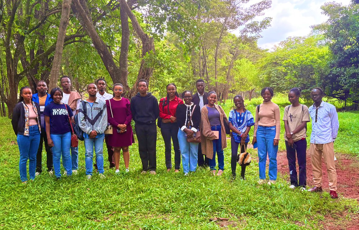 OkowaNashon's tweet photo. TODAY we did mock interviews during our mentorship session. As we near the end of this mentorship program, I’m proud of the progress they have made. We must deliberately work to secure the future of our industry. #NOMP https://t.co/VEqK3wU6Jd