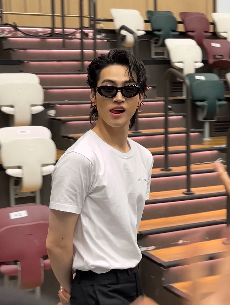 wonucnvs's tweet photo. woah… jaebeom? https://t.co/9fMuTjUcHg