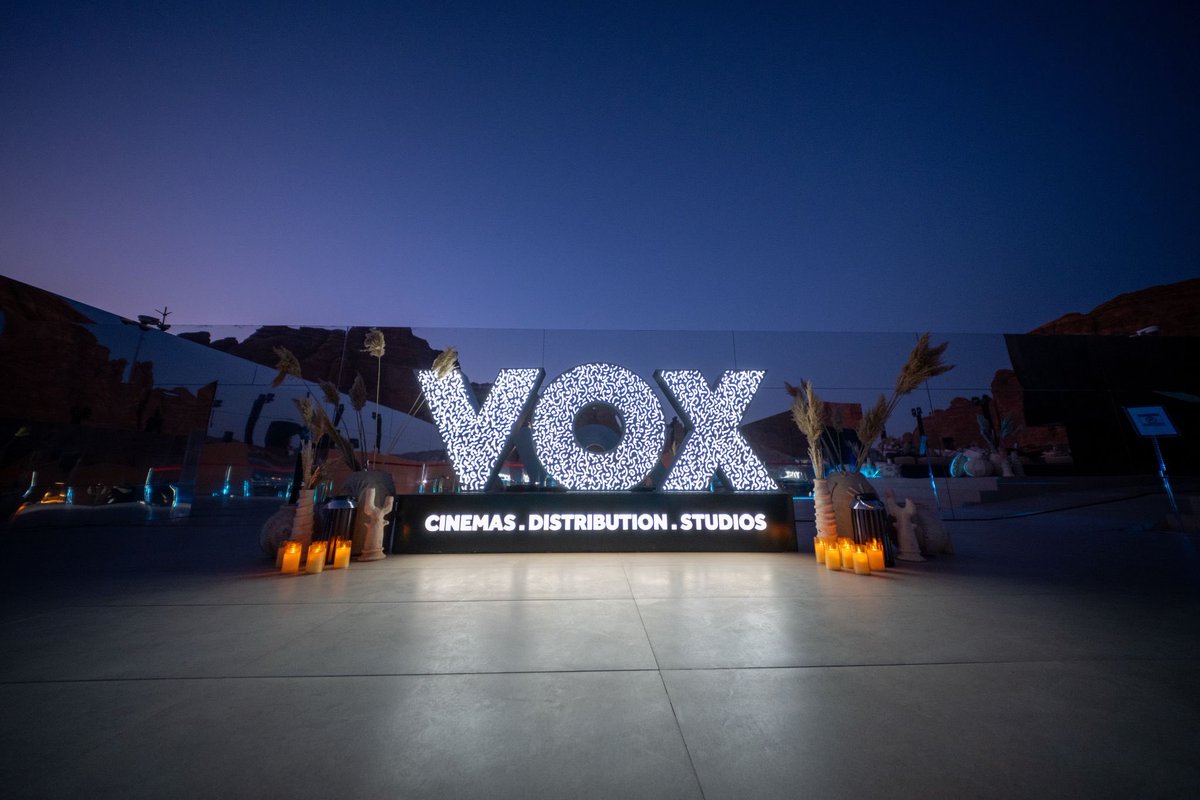 VOX_Cinemas_KSA's tweet photo. تجربة سينمائية لا تُنسى تحت نجوم #سماء_العلا ✨

لأول مرة في المملكة، تجربة مون لايت من على سطح مرايا، في أجواء ساحرة تجمع بين سحر السينما وجمال الطبيعة، بالتعاون مع الهيئة الملكية لمحافظة العلا. 

#ڤوكس_سينما https://t.co/usSkU6maIf
