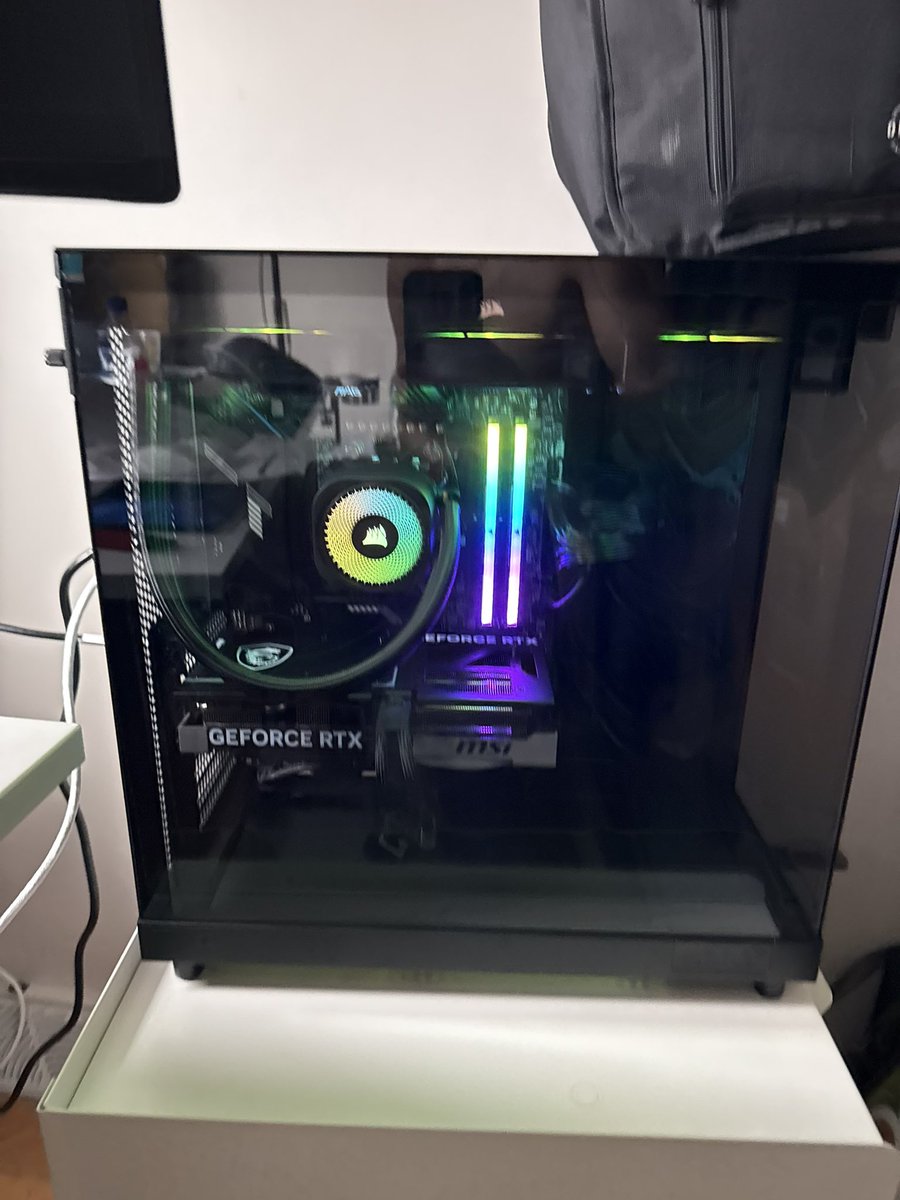 Preparing for monad validator 🙇‍♂️

AMD Ryzen 9 9950x (overclocked to 5.9ghz) 
64gb (2x32) DDR5 
3x2TB SSD (7500W/6500R) 
5070 to play game until mainnet :)