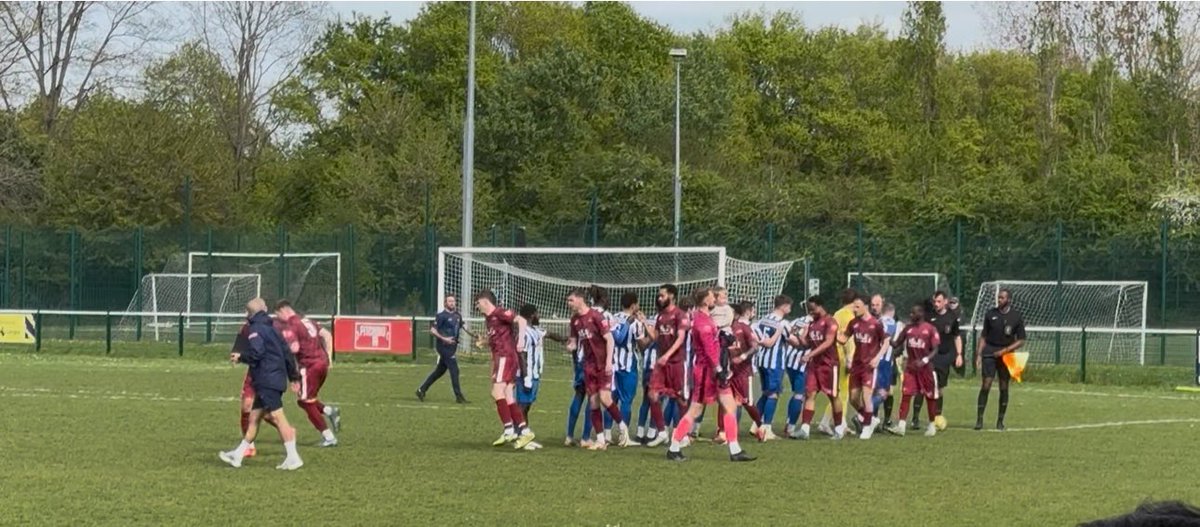 90MinutesLiv's tweet photo. A 2-0 victory for @Ware_FC over a disappointing @WGCFC side gives @PaulHalsey1 bragging rights over @marcweathers for now. Can Ware continue their unbeaten run? Listen in Monday to find out! #Easyshelf #ElliotHeath #Teamex #90MinutesLive https://t.co/vfBRXjRazq