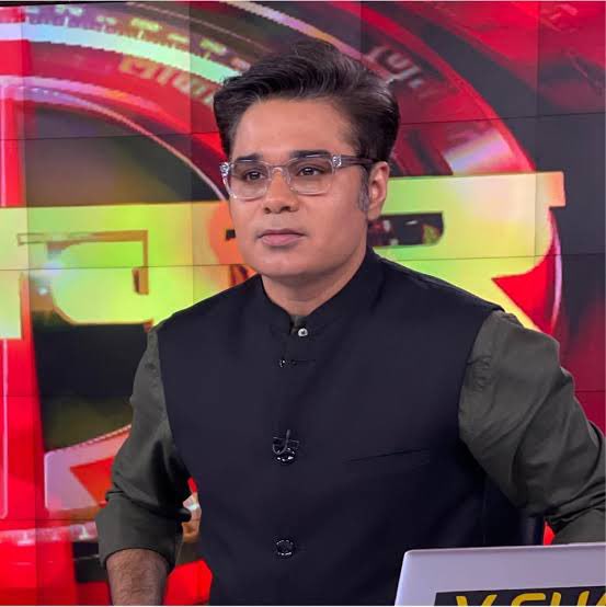 अगर अमीष देवगन आपके सामने हो और दो शब्द कहने का मौका हो आप क्या कहेंगे ? 

ये ट्वीट जिसने रीट्वीट ना किया उस से दोस्ती ख़त्म 😡