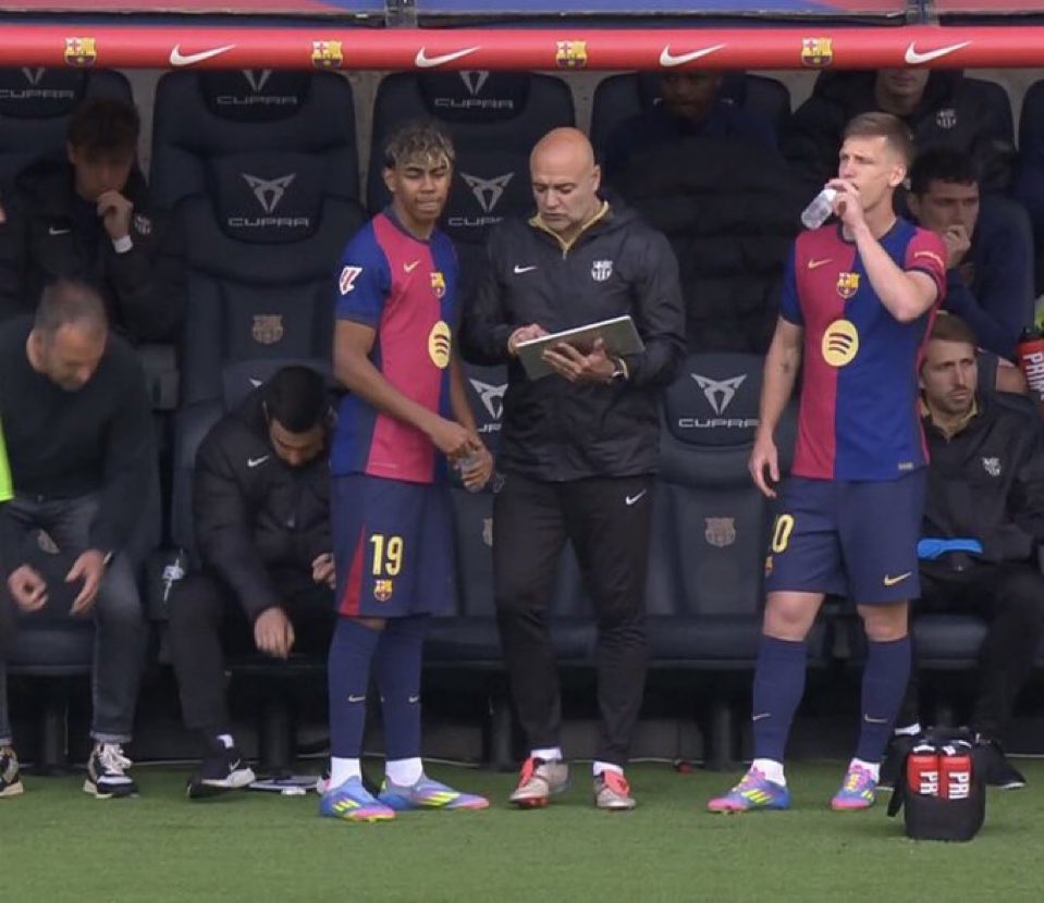 theberneese's tweet photo. The exact moment Barcelona won the game https://t.co/iIGtQfJwkt