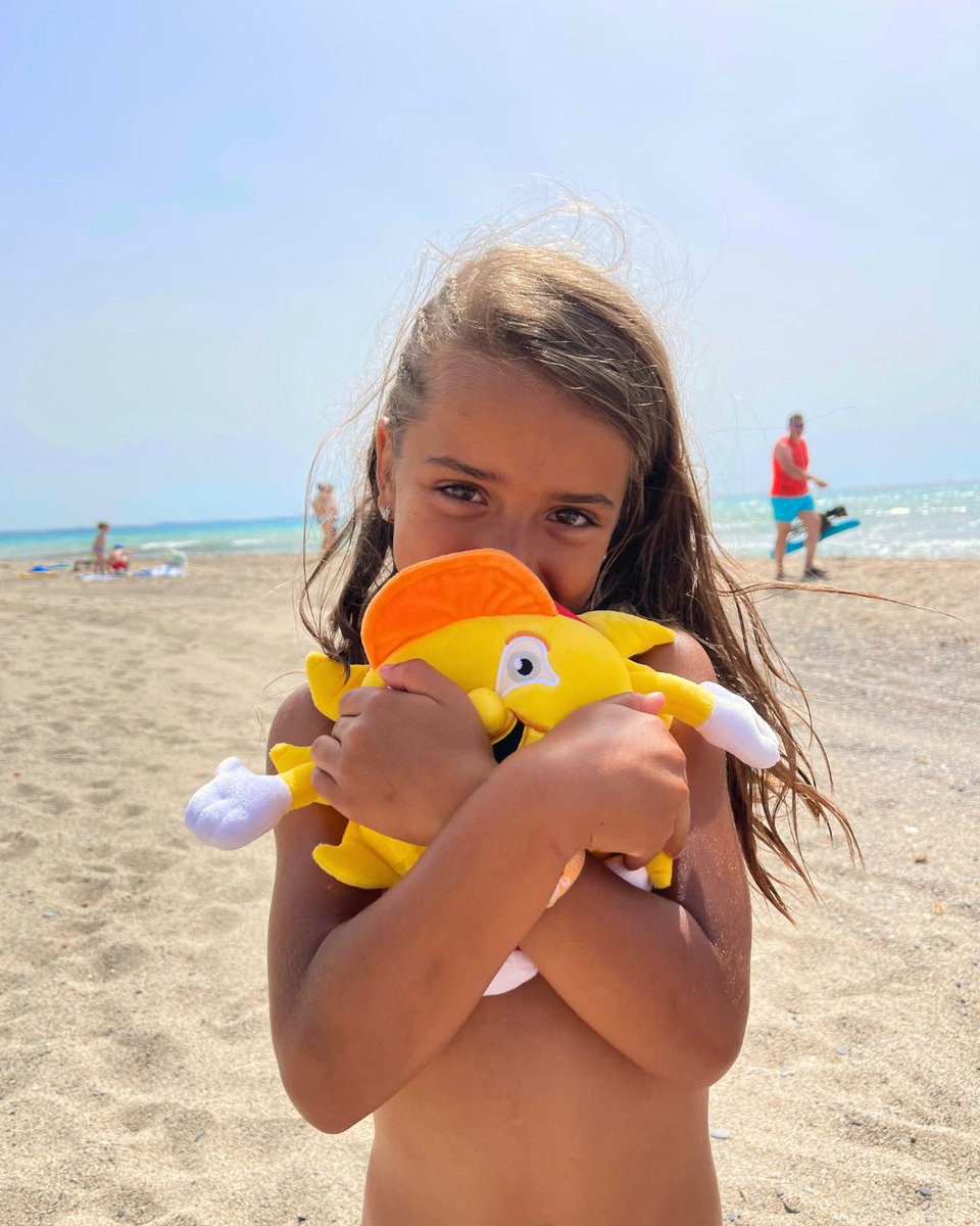 🌸✨ Diversión sin límites para los más pequeños en Playa Montroig Camping Resort! ✨🏖️
Desde juegos al aire libre hasta actividades creativas, cada rincón está pensado para que vivan momentos inolvidables. 👨‍👩‍👧‍👦⚽

#CampingPlayaMontroig #niños #familia #vacaciones #actividades