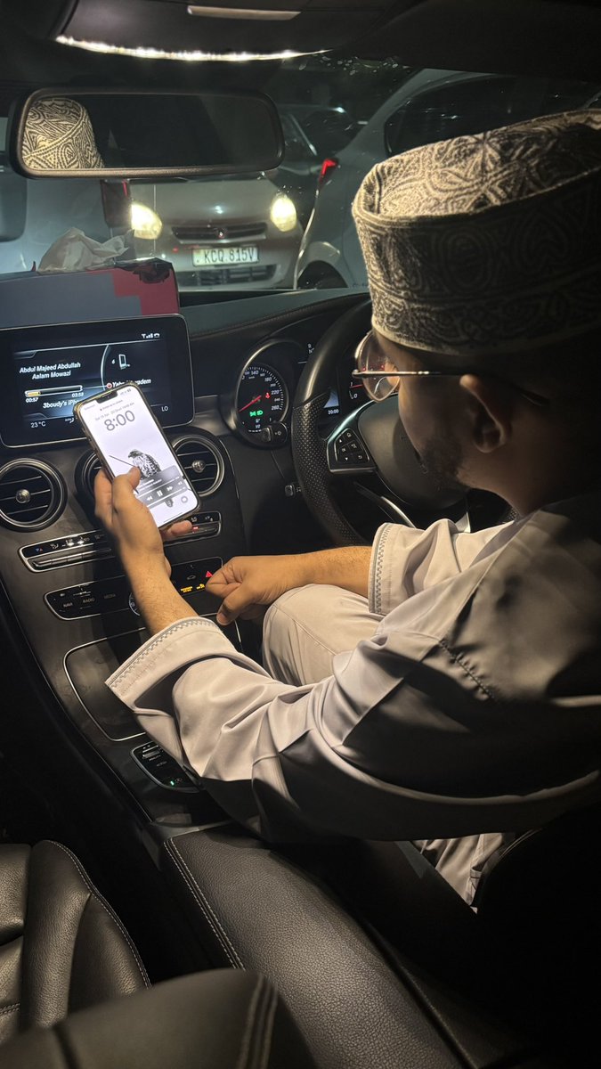 madridsta858's tweet photo. Bought a new one , Alhamdullilah . https://t.co/UTnWNRRnUD