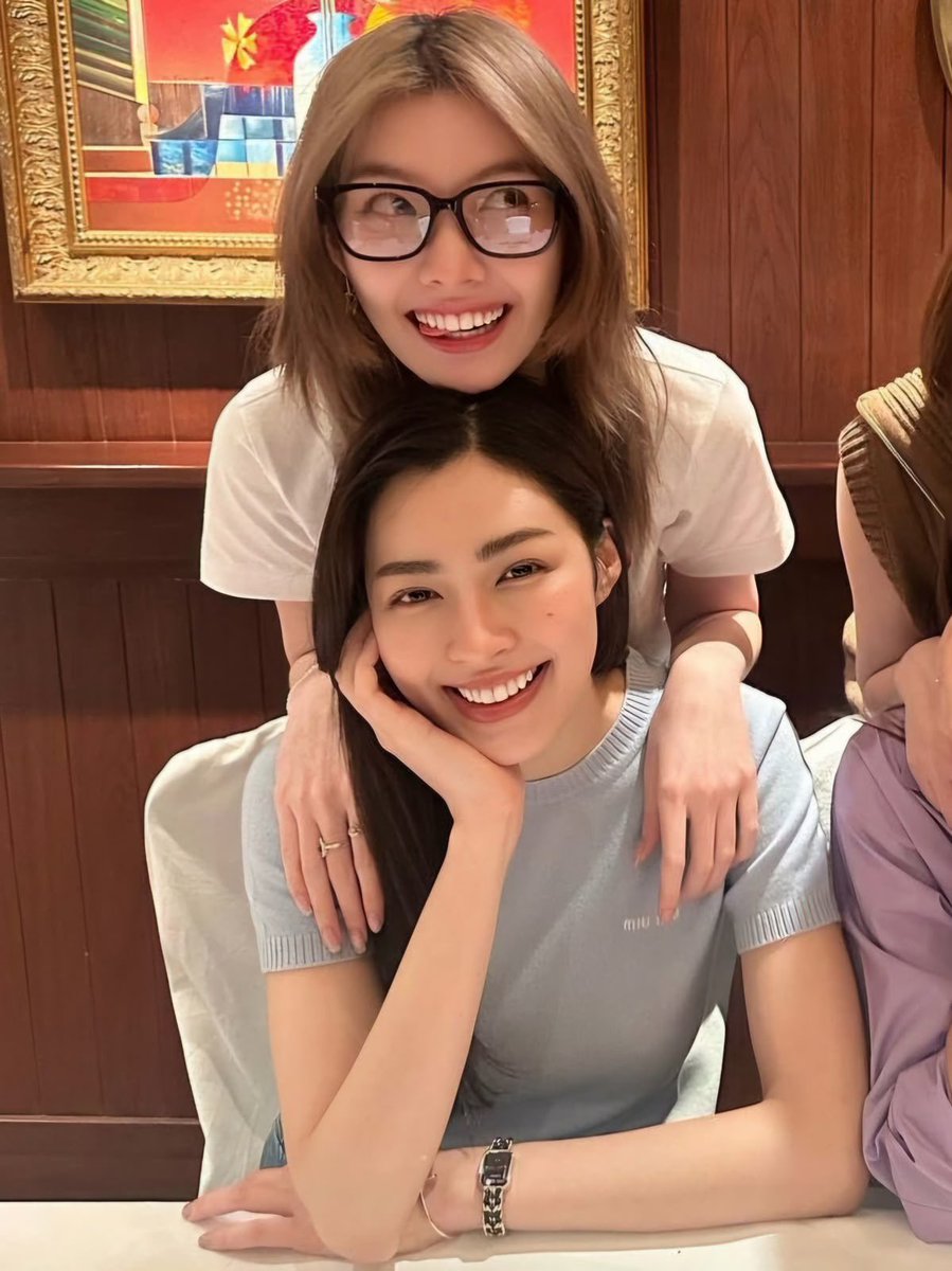 allkindofpink's tweet photo. พี่สองคนเหมือนแฟนกันเลย https://t.co/r3i83hiV3n