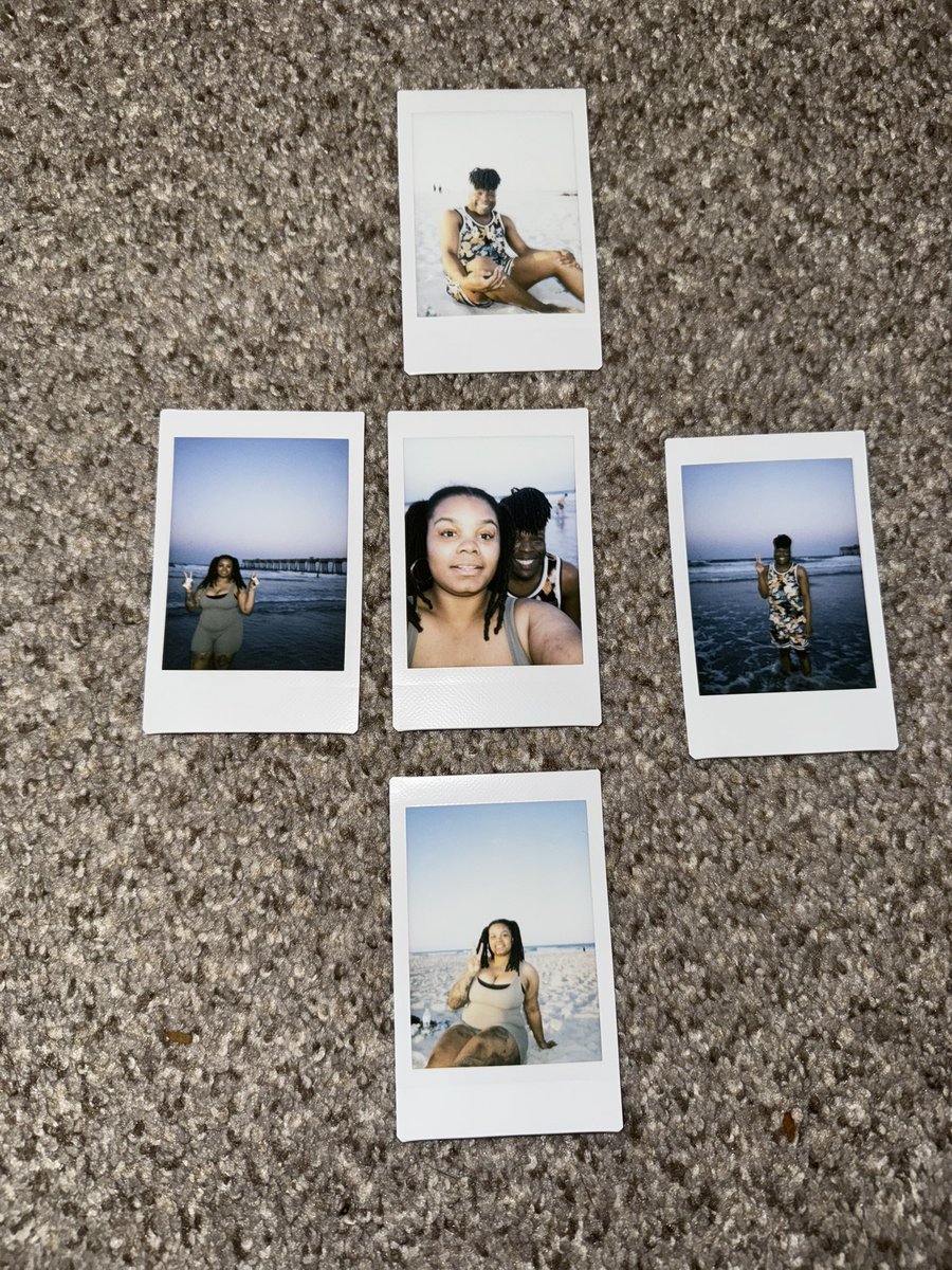 SueMeImGay's tweet photo. 🏖️🏖️🏖️🏖️🏖️🏖️ https://t.co/4eX5CM2ieQ
