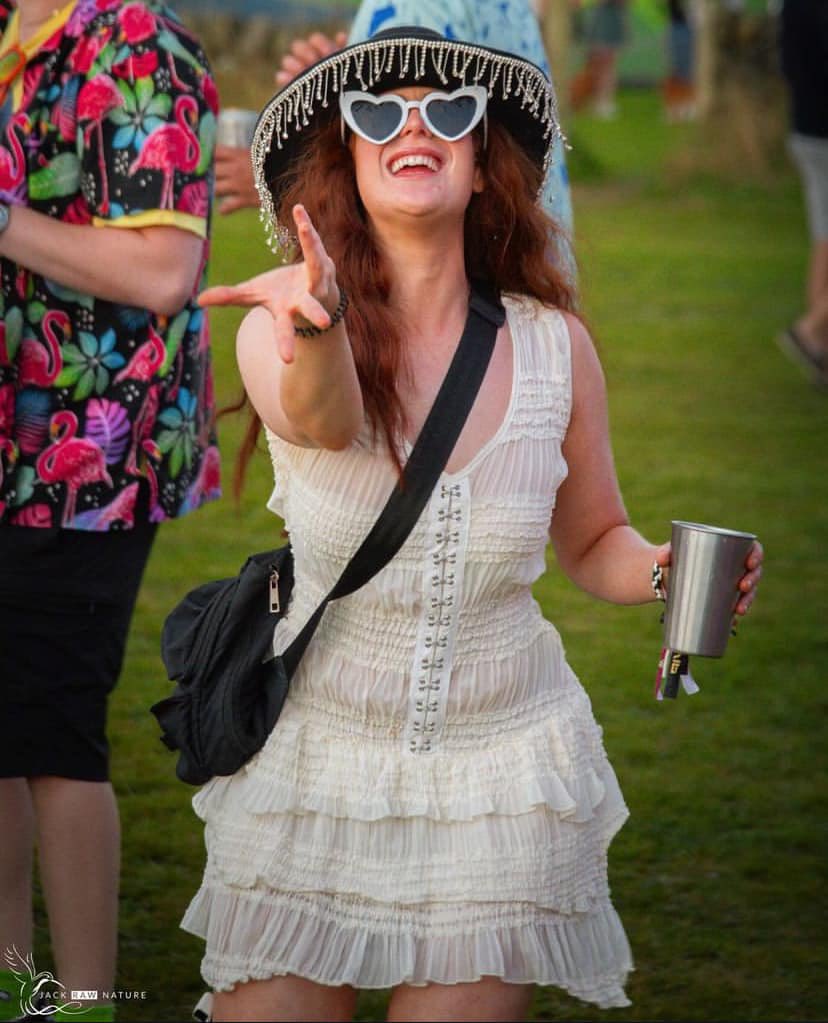 pilloughlin's tweet image. #modelingagencies #stunningwomen well anyway my daughter doesn’t know I’m doing this. She has moved to Australia for 12mnth. I personally think she is stunning, I may be biased as her dad. But she could make you millions