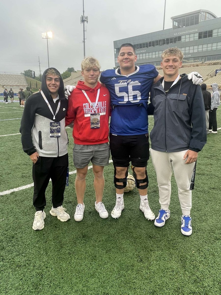 scottrigby32's tweet photo. Had a great time at @TulsaFootball today! Excited to be back!
@Coach_TDaniels @CoachJames3 @CVilleCardsFB https://t.co/eRLXB5Llrw